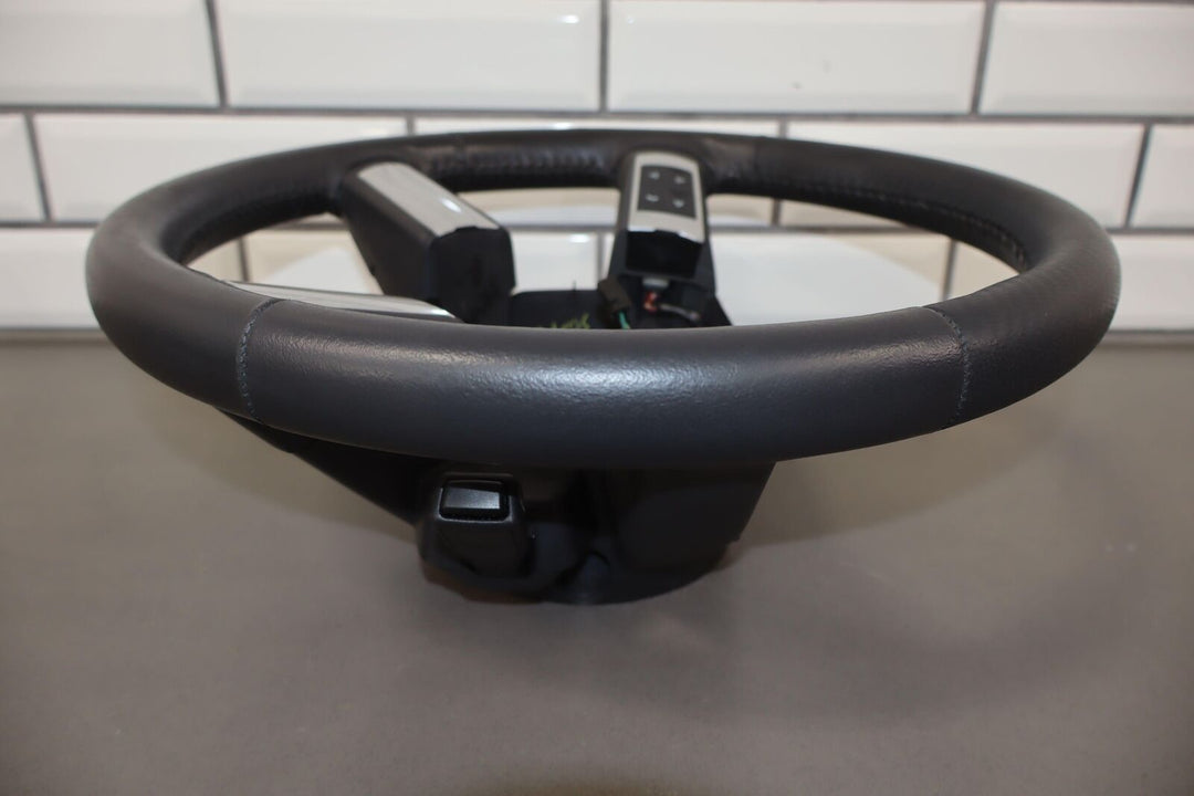 2008-2010 Dodge Challenger SRT-8 Leather Steering Wheel (88k)