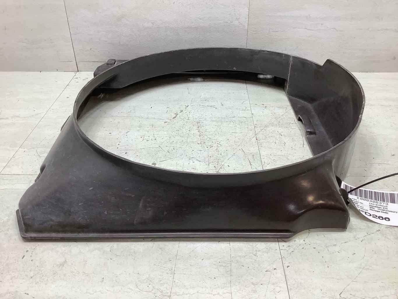 1986 Ford Mustang 5.0L Cooling Fan Shroud V8