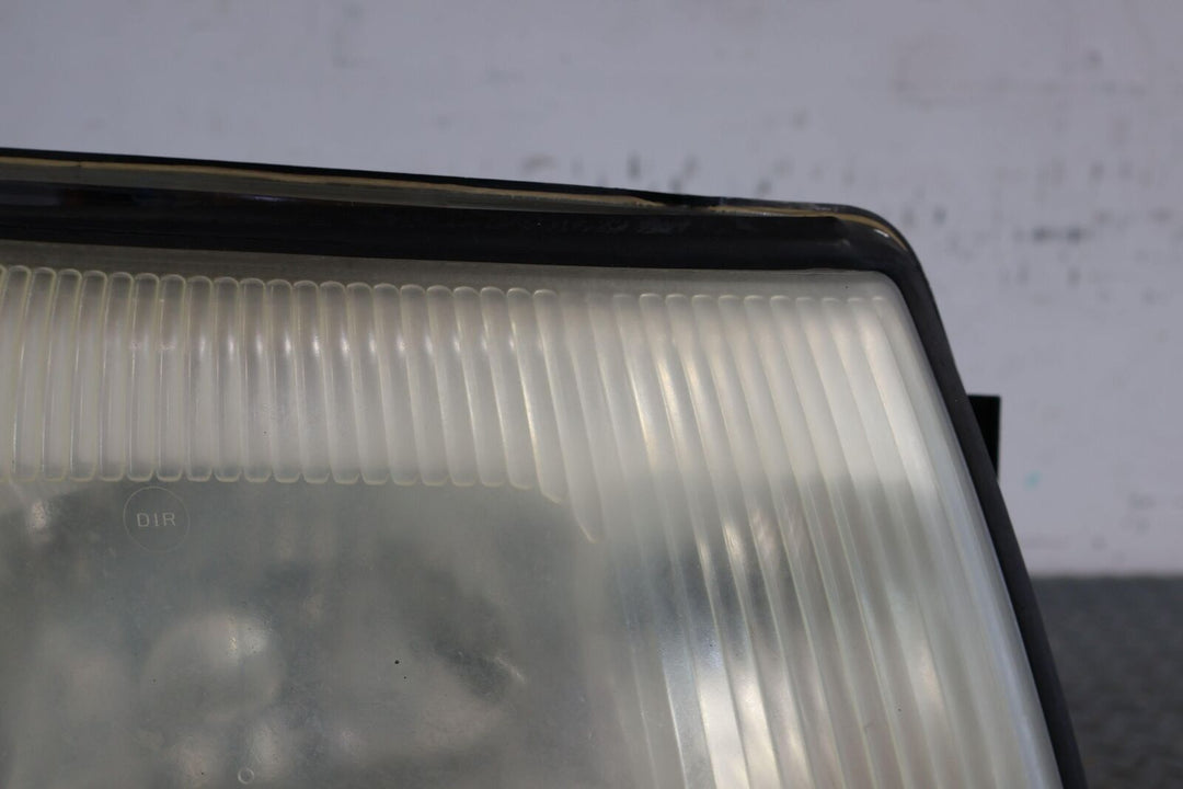 02-06 Cadillac Escalade Passenger Right RH HID Headlight Lamp (Tested) Hazy