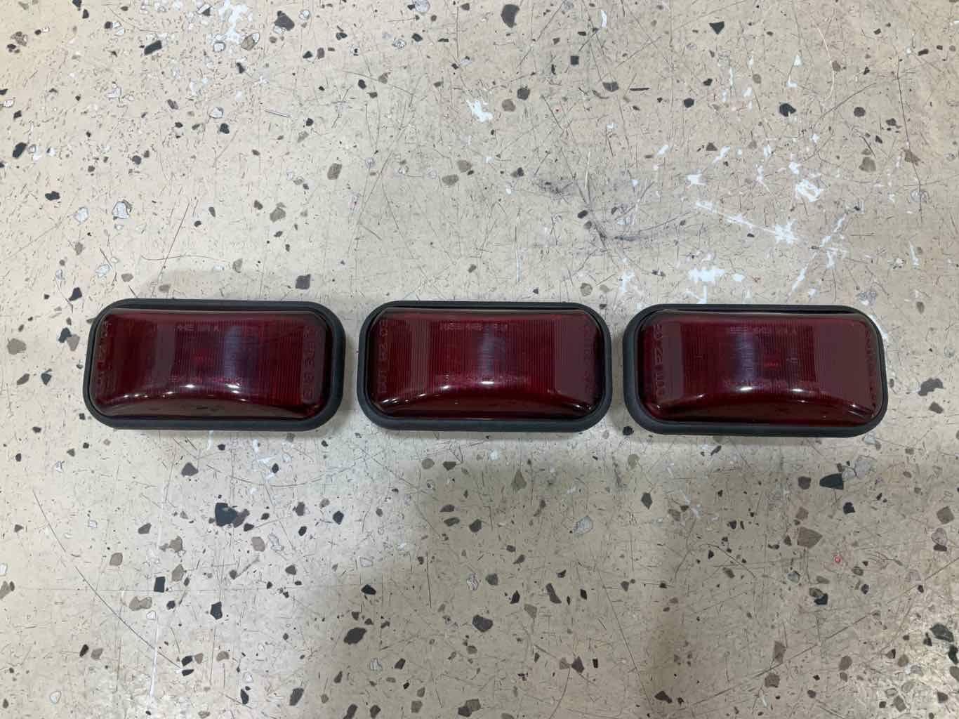 03-09 Hummer H2 Rear Hatch Mounted Clearance Lights (Red) 3PC (Tested)