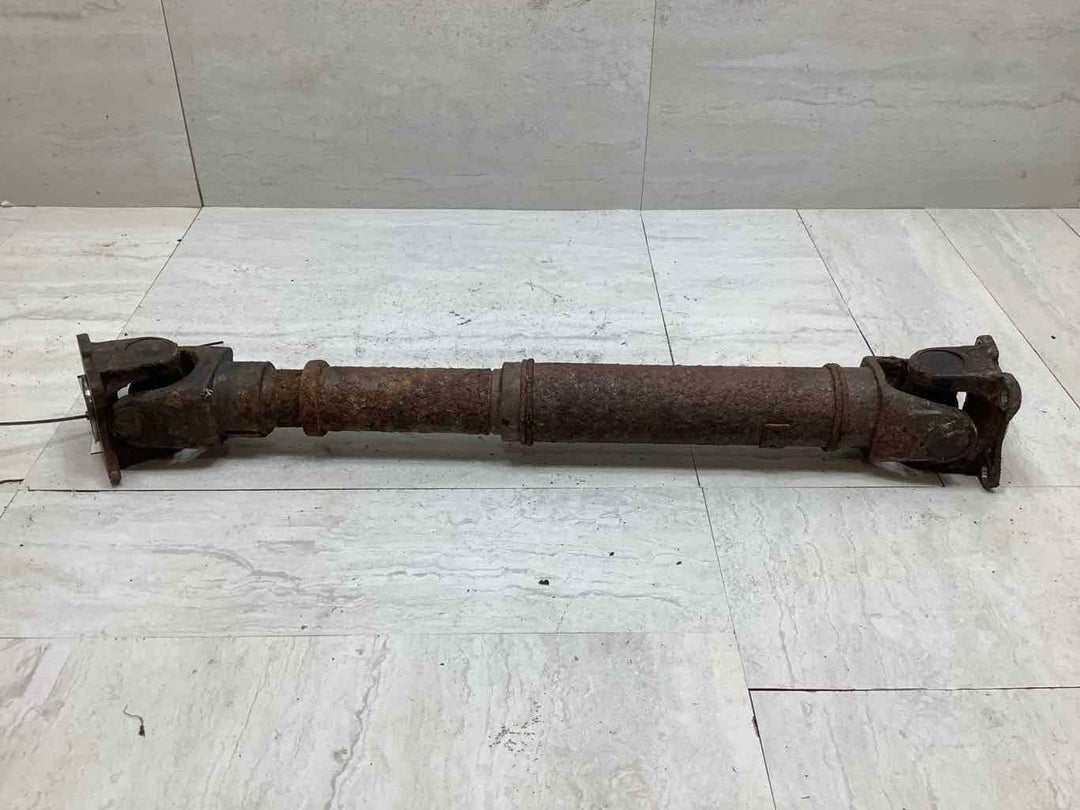 98-02 Toyota Land Cruiser Lexus LX470 Front Drive Shaft - Good U-Joints