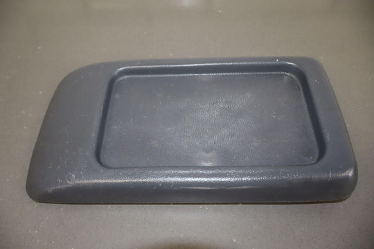 1991-1992 Land Cruiser Center Console Lid With Hinge (Gray FD10) Broken Latch