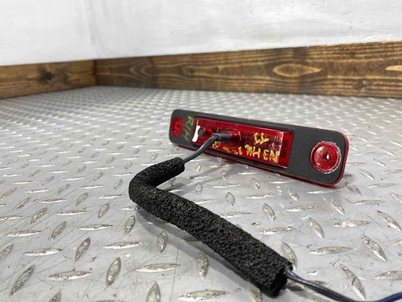 03-09 Hummer H2 Right RH Rear Red LED Side Marker Light / Lamp OEM (Tested)