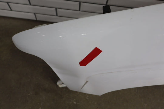 99-06 Chevy Silverado/Tahoe/Suburban Driver Left Fender (Summit White 50U)