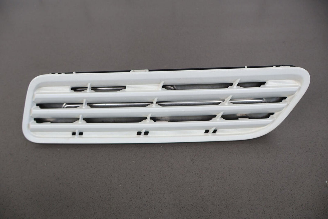 08-15 Mitsubishi Lancer Evo X OEM Hood Vents Center & LH Only (Wicked White W37)