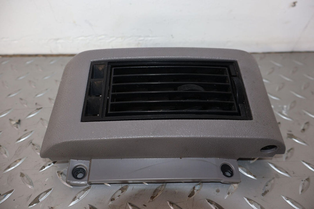 88-94 Chevy Suburban C/K 1500 Right RH Dash A/c Vents (Smoke Gray 13i)