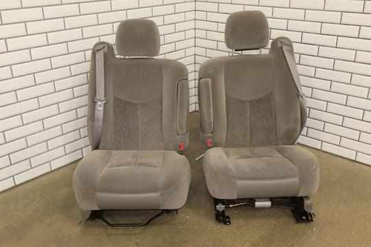 2003-2006 Silverado/Tahoe/Sierra/Suburban Cloth Front Seat Set (Dark Charcoal)