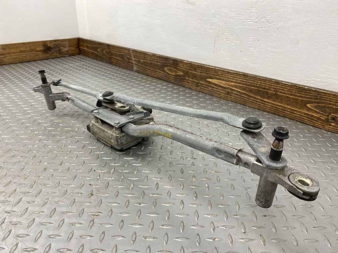 06-12 Bentley Flying Spur Windshield Wiper Transmission & Linkage OEM (Tested)