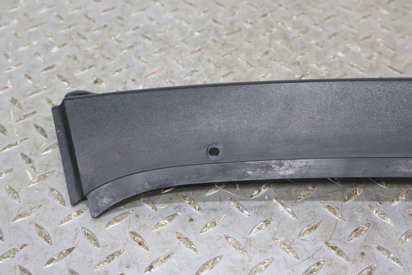 03-07 Hummer H2 Right RH Passenger Exterior A-Pillar Trim Panel (Textured Black)