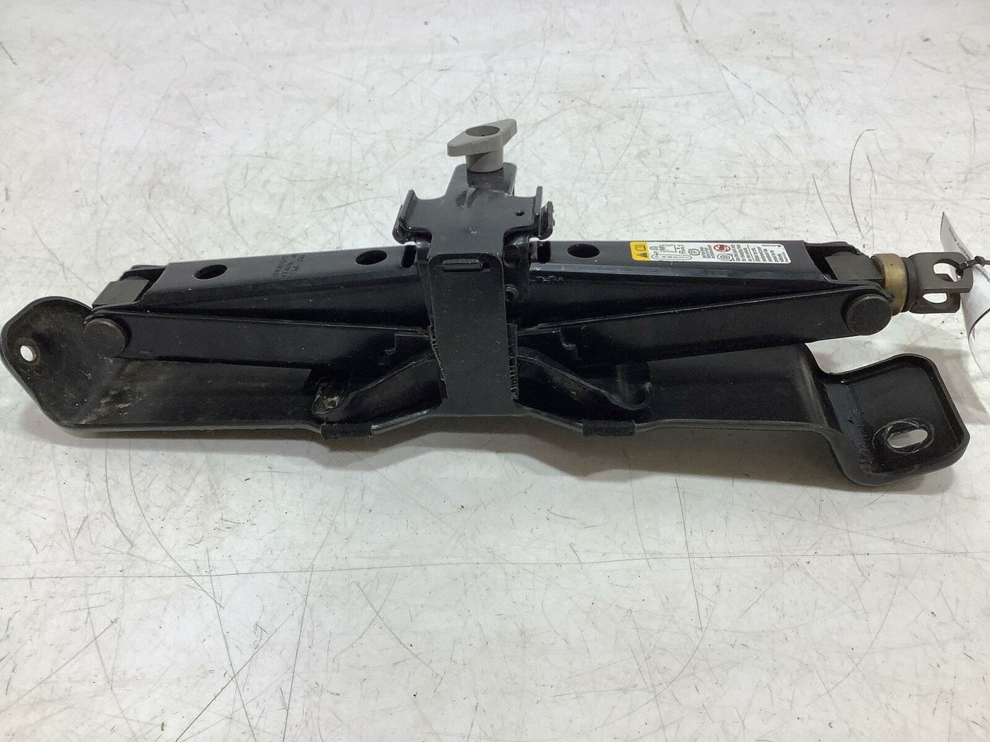 03-07 Hummer H2 OEM Emergency Roadside Jack