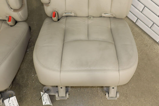 03-06 Cadillac Escalade SWB Shale Leather Heated 2nd Row Captains Chairs