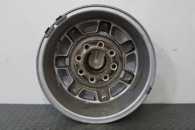 03-07 Hummer H2 Single 17x8.5 OEM Chrome Wheel W/ Cap (Peeling Needs Refinished)