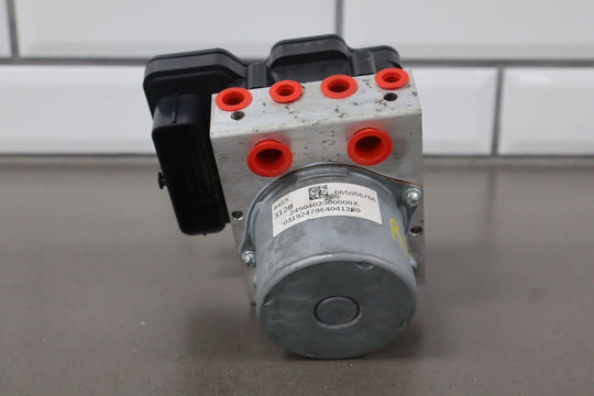 2020 Chevy Camaro SS OEM ABS Pump / Module 84653128