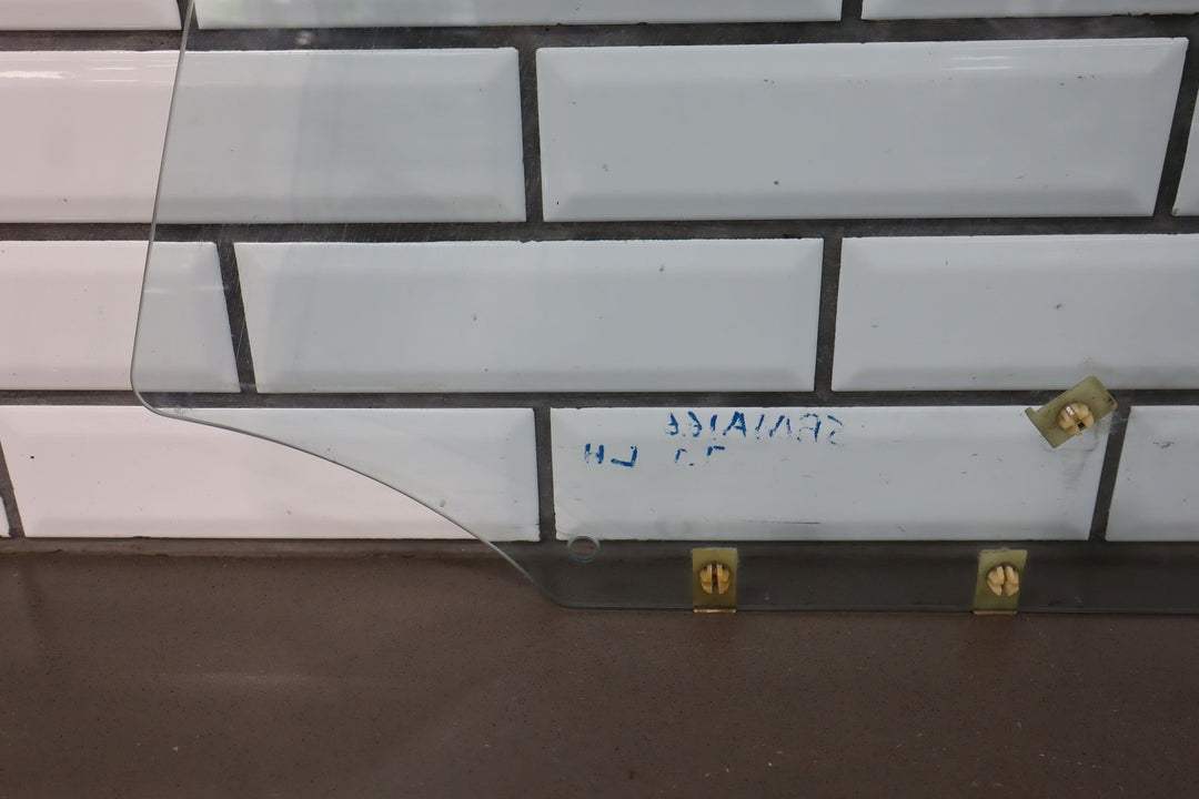 47318405