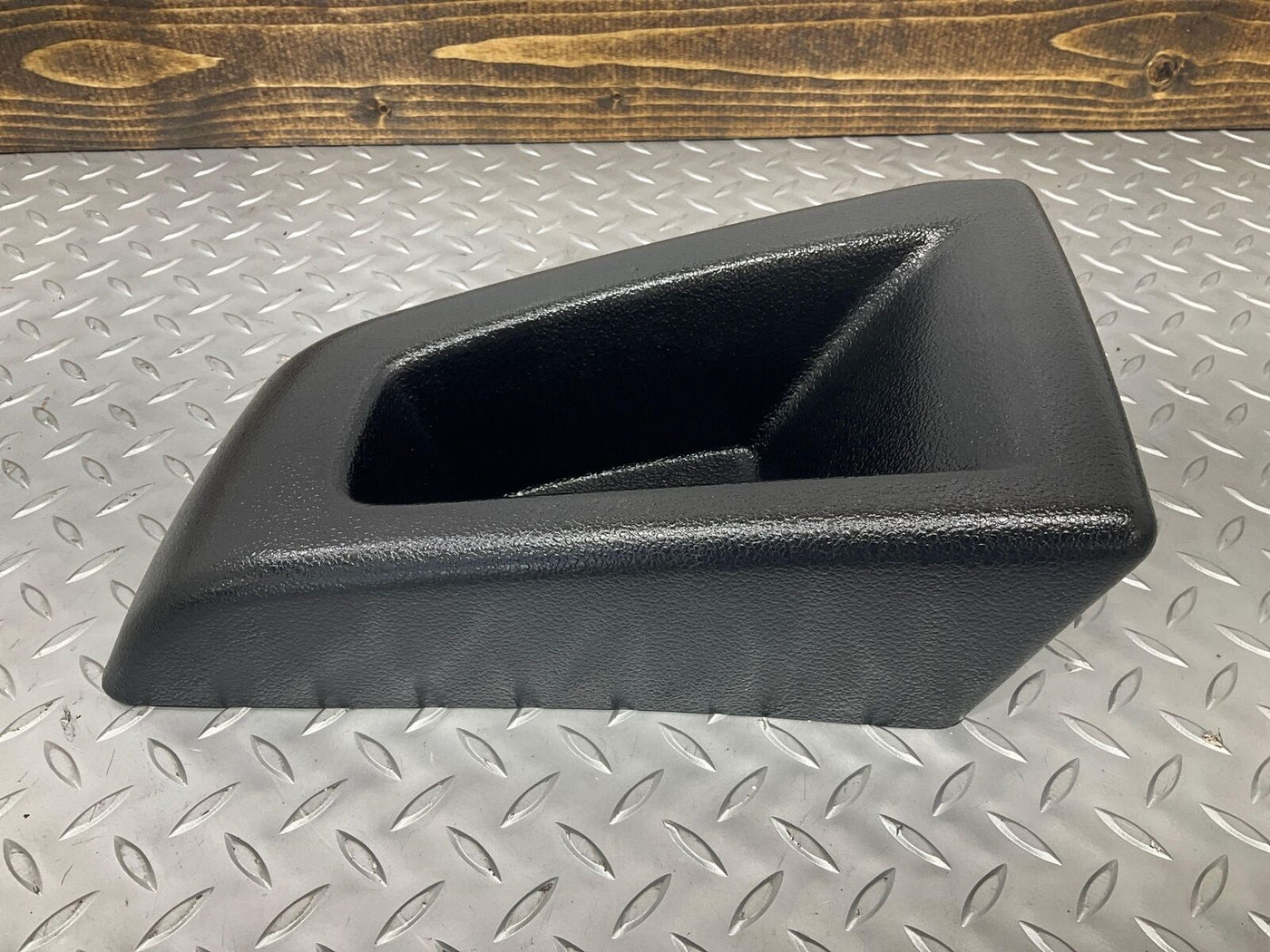 03-09 Hummer H2 Driver Left LH Bumper End Cap / Winglet (Black Textured)