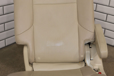 14-19 Lexus GX460 Rear Right RH Leather Rear 2rd Row Seat (Ecru LA00) Lt. Wear