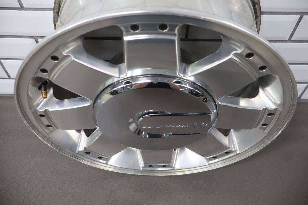 03-07 Hummer H2 Set of 5 Aluminum 17x8.5 OEM Silver Wheel W/ 4 Center Caps