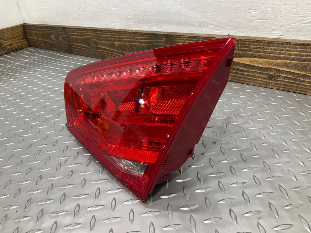 13-14 Audi S8 Right RH Passenger Inner Tail Light (Trunk Mount)Tested 4h0945094a