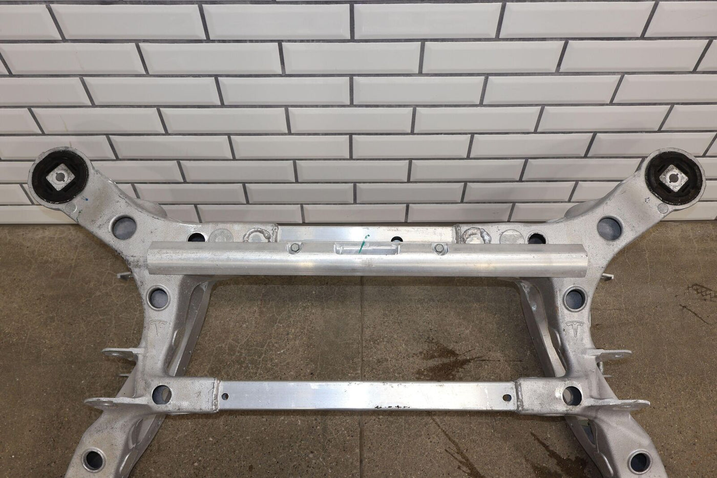 2016-2020 Tesla Model X Rear Bare Undercarriage Crossmember (61K Miles)