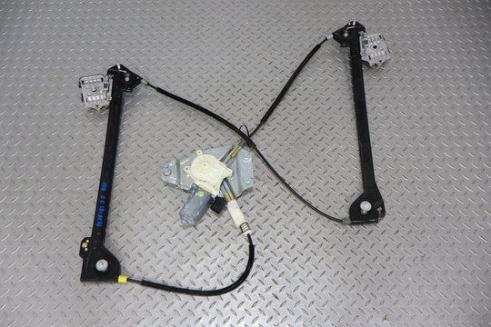 08-22 Dodge Challenger Front Right RH Door Window Regulator W/Motor (Tested)