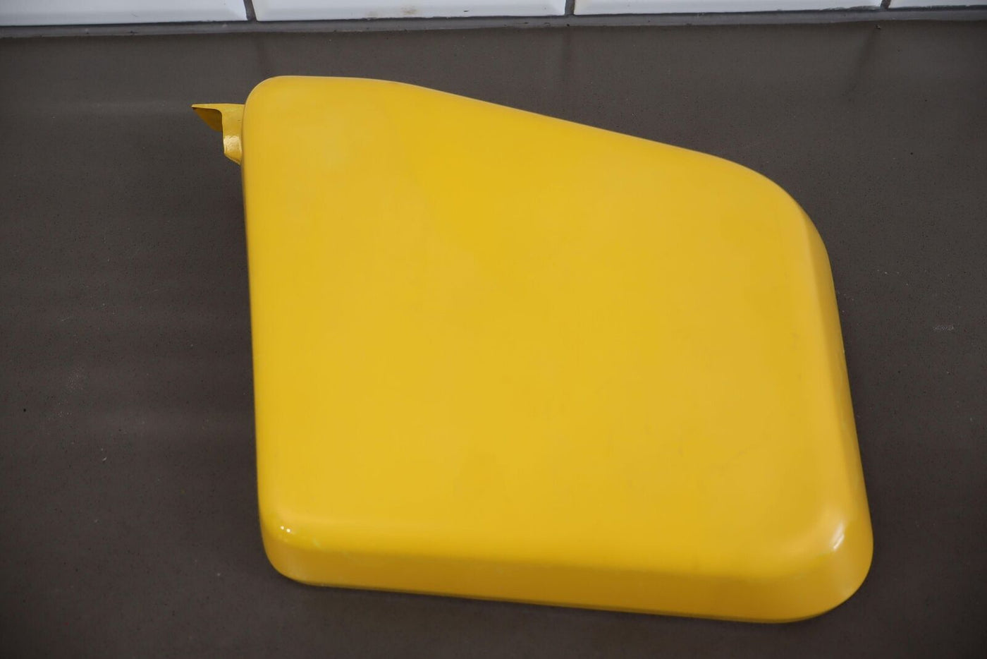 03-09 Hummer H2 Left Driver Cowl Vent Panel End Cap Yellow 43U