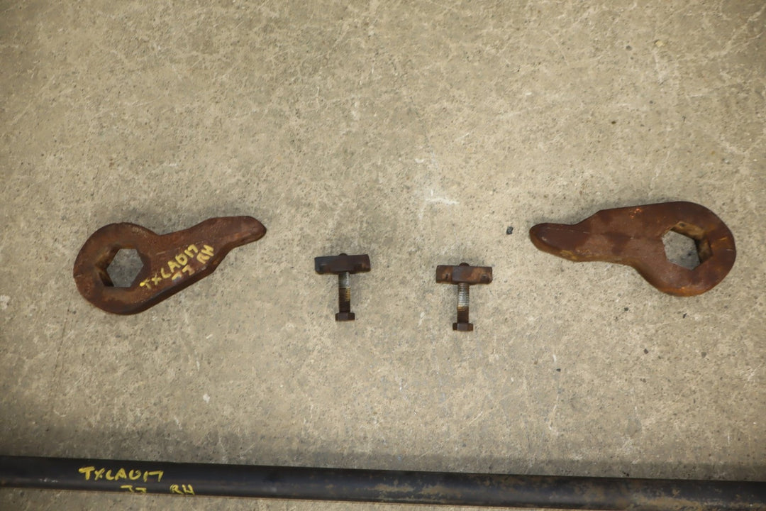 47282704