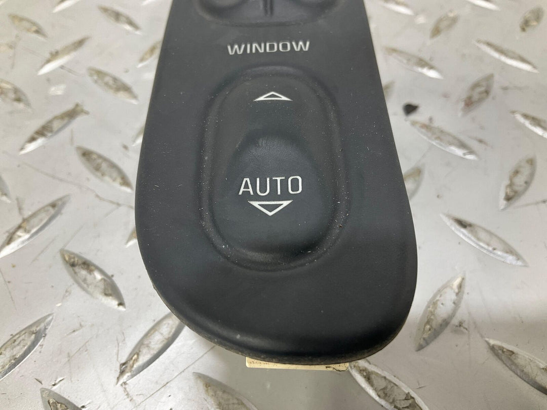 97-04 Chevy Corvette C5 Right RH Passenger Door Window Switch (12135165) Tested