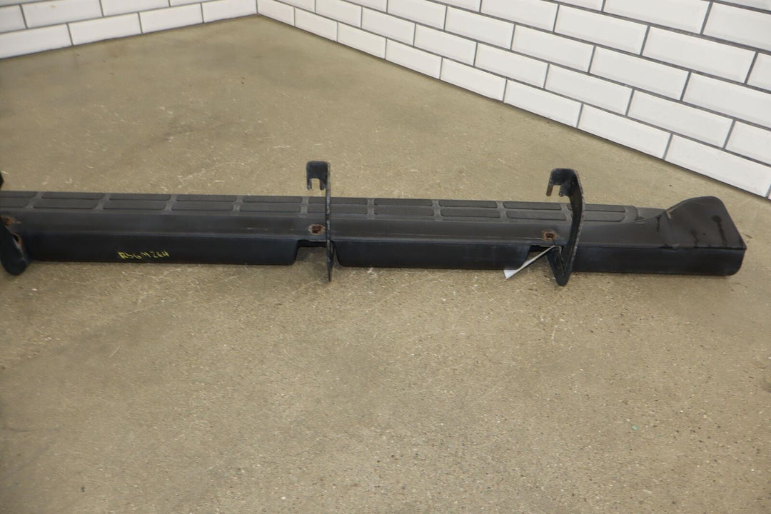 05-06 GMC Yukon XL / Suburban Black Textured OEM Running Board Set Left/Right