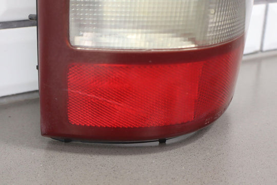 99-02 Chevy Silverado/Sierra OEM Tail Light Set (Left / Right)