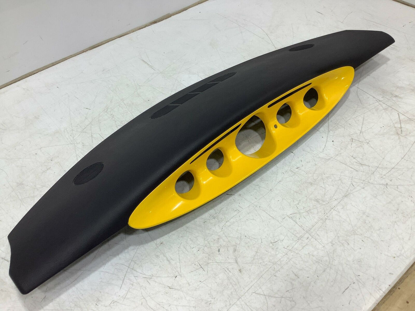 97-02 Chrysler/Plymouth Prowler Upper Dash Pad / Bezel (Prowler Yellow QY3)