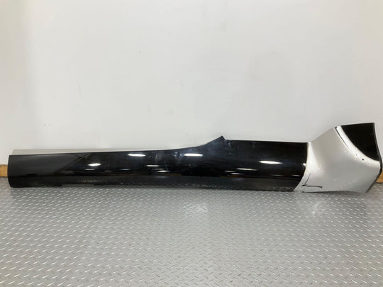 03-06 Chevy SSR Left LH Main Center Rocker Moulding (Black / Silver 67U) Notes