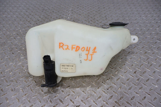 99-04 Ford Mustang Windshield Washer Reservoir Bottle W/ Pump & Lid