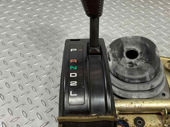 95-98 Toyota Land Cruiser Automatic Floor Shifter W/Knob & Bezel (Tested)