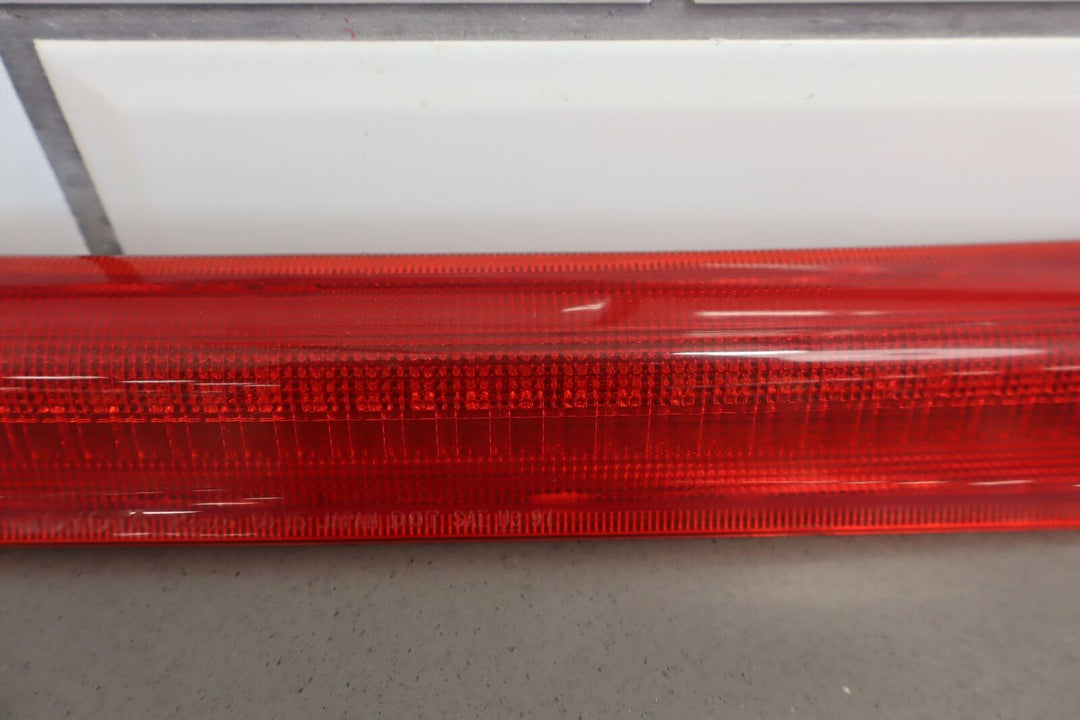 98-07 Lexus LX470 / Land Cruiser OEM 3rd Brake Light LED 8157060062