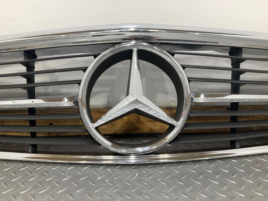 72-80 Mercedes 450SLC C107 R107 Front Upper Grille (Chrome) 1 Broken Fin