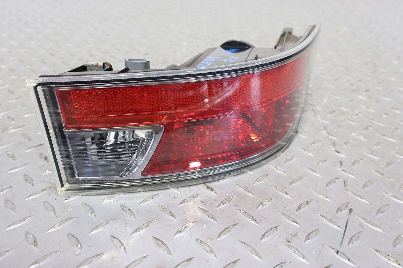 14-21 Lexus GX460 Rear Left LH Bumper Mounted Reverse Light Lamp (Tested)