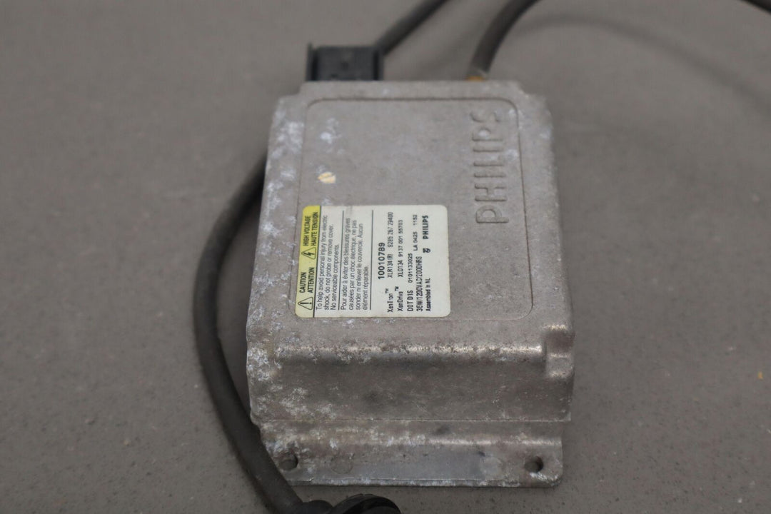 02-06 Cadillac Escalade Xenon HID Ballast Module OEM 10010789