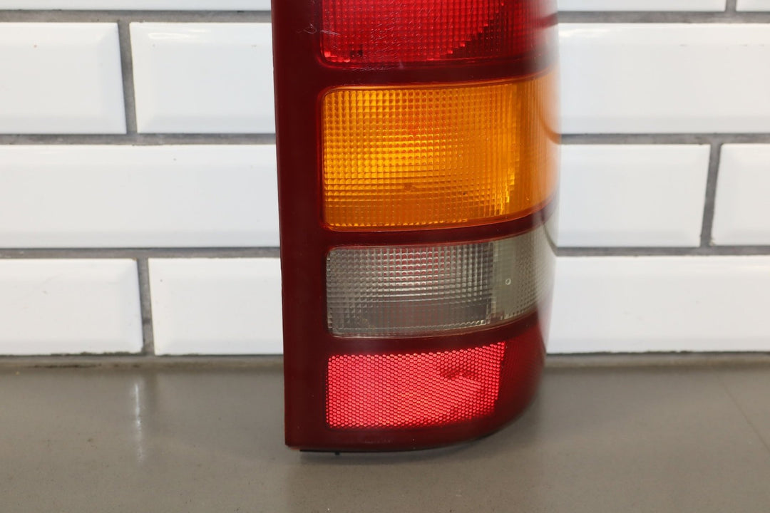 https://i.ebayimg.com/00/s/MTA2N1gxNjAw/z/LLEAAeSw-YFpxc8b/$_57.JPG?set_id=8800005007