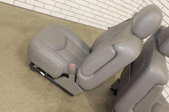 03-06 GMC Sierra/Silverado/Tahoe/Yukon Leather Heated Front Seats (Pewter 922)