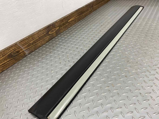 00-06 Chevy Suburban Front Right RH Door Moulding Trim (Chrome/Textured Black)