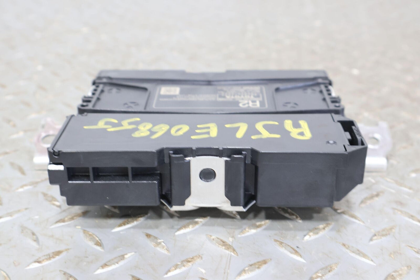 18-21 Lexus LC500 Telephone Communication Control Module (86740-11020) OEM