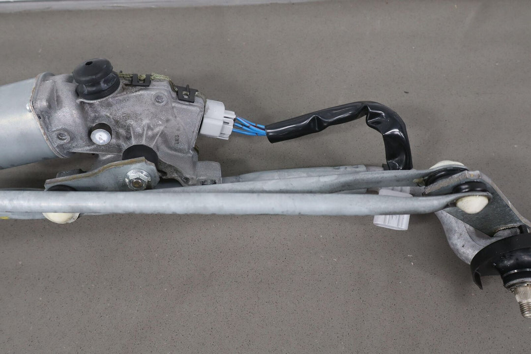 10-23 Lexus GX460 Wiper Transmission Linkage & Motor Tested