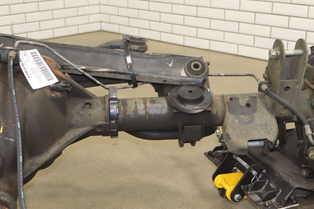 06-07 Hummer H2 OEM Loaded Solid Rear Axle 4.10 Ratio (Opt GT5)