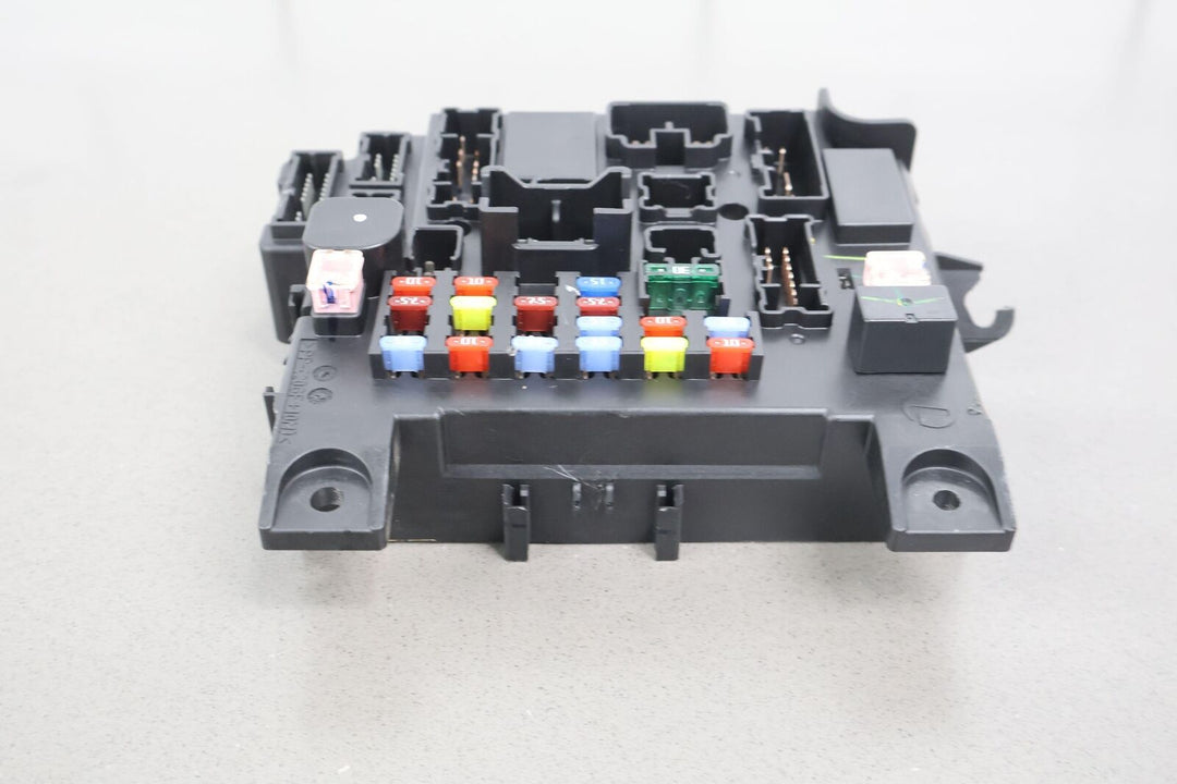 08-15 Mitsubishi Lancer Evo X OEM Cabin Fuse Relay Junction Box (8637A653)