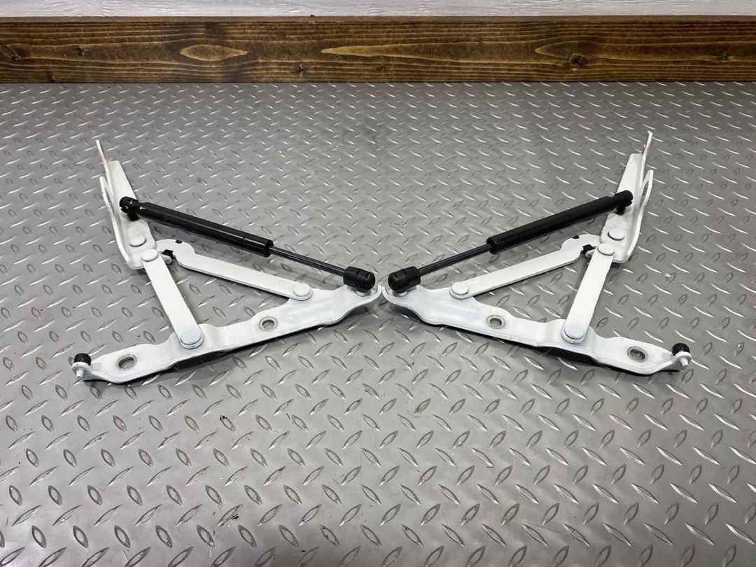 10-15 Chevy Camaro Pair LH & RH Decklid/Trunk Hinges Coupe (Olympic White GAZ)