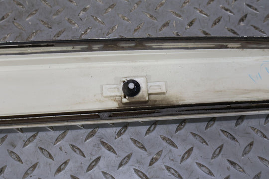 10-19 Lexus GX460 Front Left LH Exterior Door Moulding (Starfire Pearl 077)