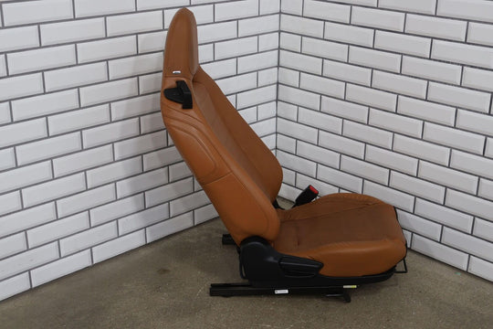 17-19 Fiat 124 Spider Lusso Front Right RH Manual Leather Seat (Saddle Leather)