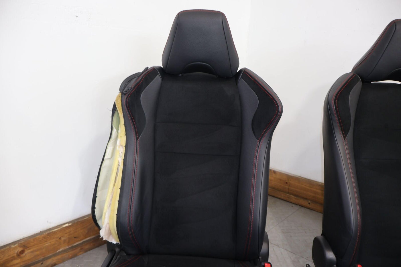 2015 Subaru BRZ Limited Leather/Alcantara Seat Set (Black/Red Stitch BL20) Notes