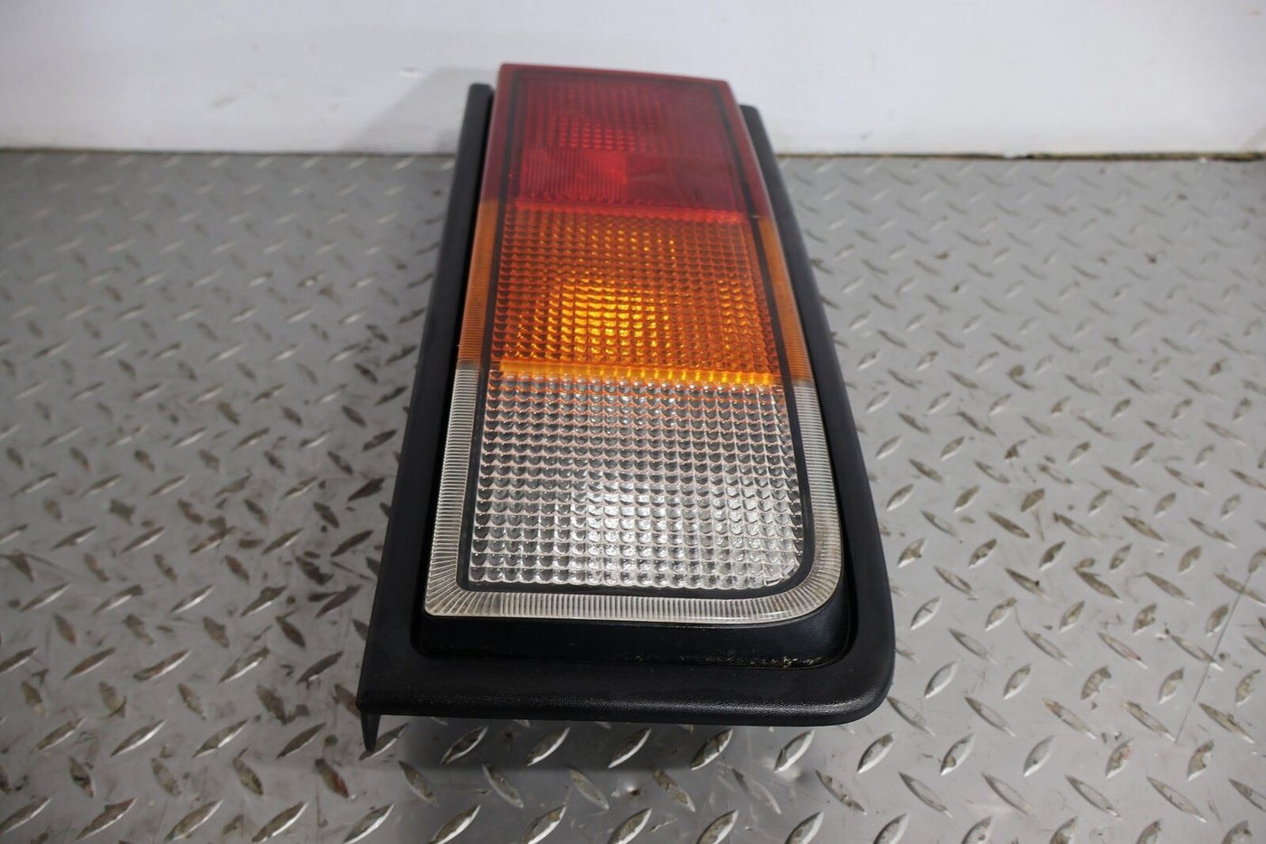 03-04 Hummer H2 Right RH Rear Tail Light (Clean Red/Amber/Clear Lens) Tested