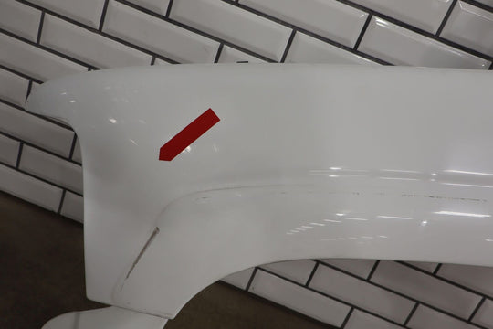 99-06 Chevy Silverado/Tahoe/Suburban Driver Left Fender (Summit White 50U)